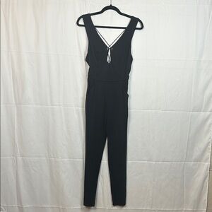 bebe Elegant Sexy Black V-Neck Jumpsuit with Pockets